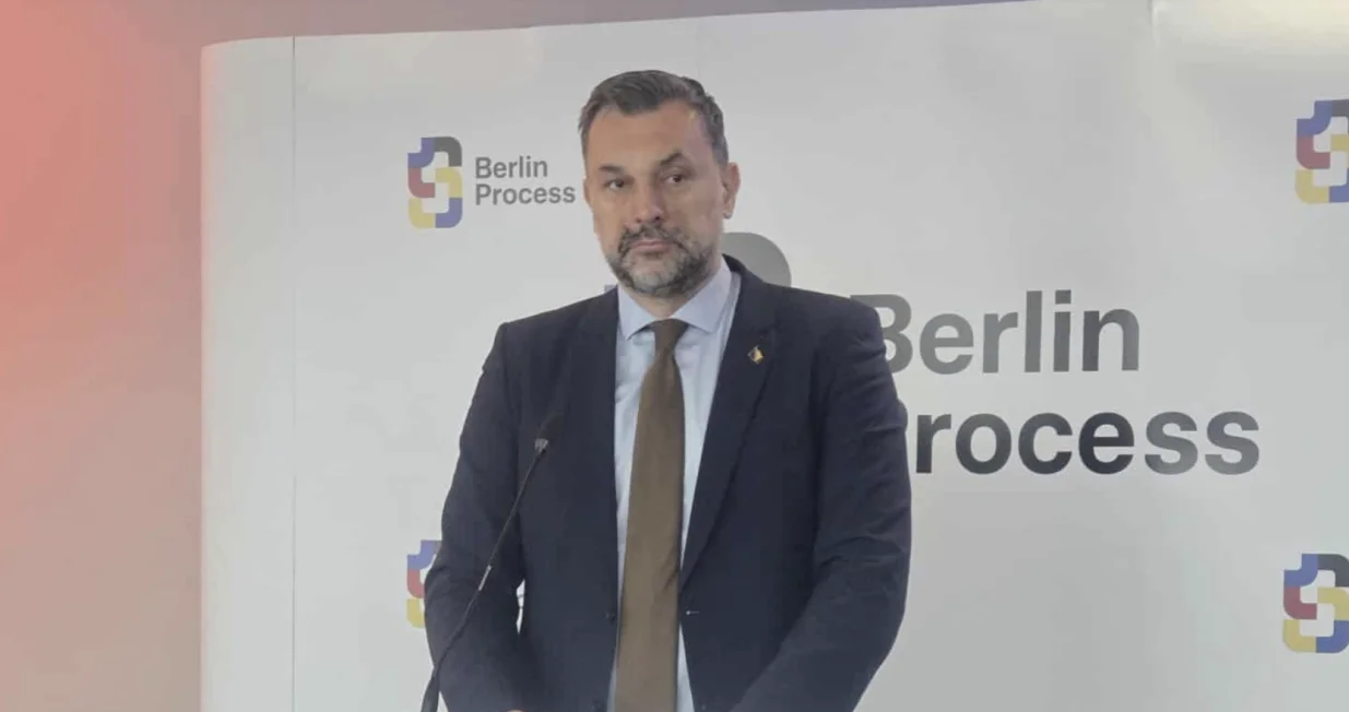 Antikorupcija i dobro upravljanje na zapadnom Balkanu: Unaprijeđenje puta ka EU integracijama/Nedim Fetahović