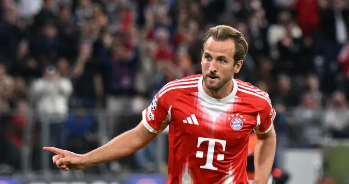 Soccer Football - UEFA Champions League - Bayern Munich v Chelsea - Allianz Arena, Munich, Germany - September 17, 2025 Bayern Munich's Harry Kane celebrates scoring their second goal REUTERS/Angelika Warmuth/Foto: Angelika Warmuth