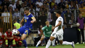 Ermedin Demirović i Phillipp Mwene/Foto: 