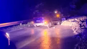 Sa mjesta nesreće/Jajce Online//