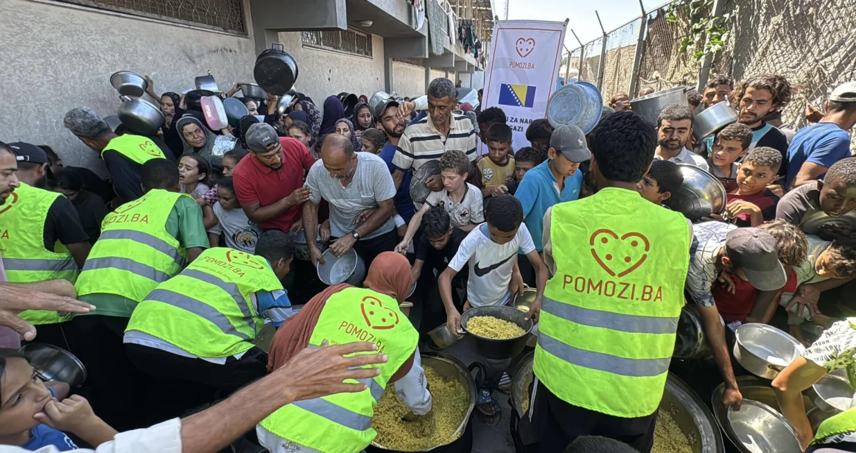 Pomozi.ba u Gazi/Pomozi.ba Web