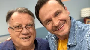 Halid Bešlić i Enis bešlagić su godinama bili dobri prijatelji/