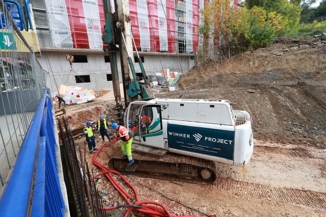Izgradnja južne tribine stadiona Grbavica/Foto: 