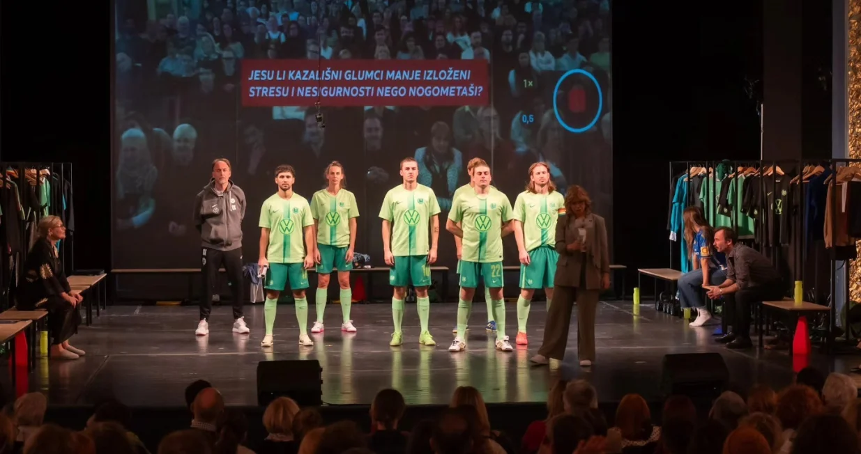 Predstava "Jezik kopačke"/FOTO: Velija Hasanbegović/