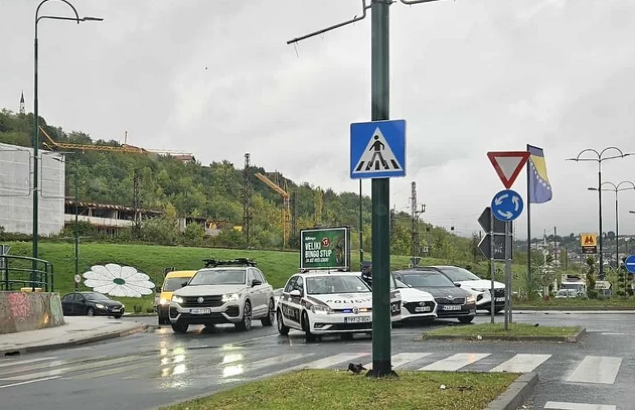 sudar na kružnom kod energoinvesta1/Oslobođenje