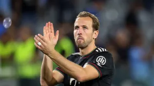 Soccer Football - UEFA Champions League - Pafos v Bayern Munich - Alphamega Stadium, Kolossi, Cyprus - September 30, 2025 Bayern Munich's Harry Kane applauds fans after the match REUTERS/Yiannis Kourtoglou/Foto: Yiannis Kourtoglou
