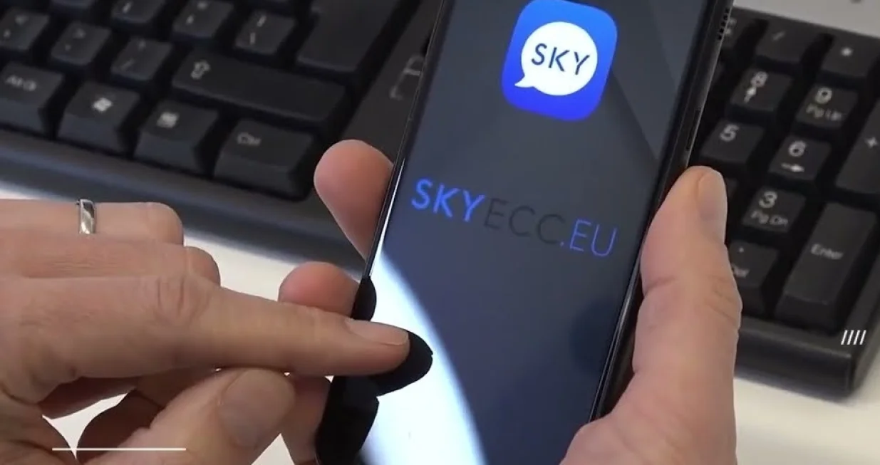 Don't panic: Svaki provaljeni tajni kanal tjera da se kopa novi/I.ytimg.com