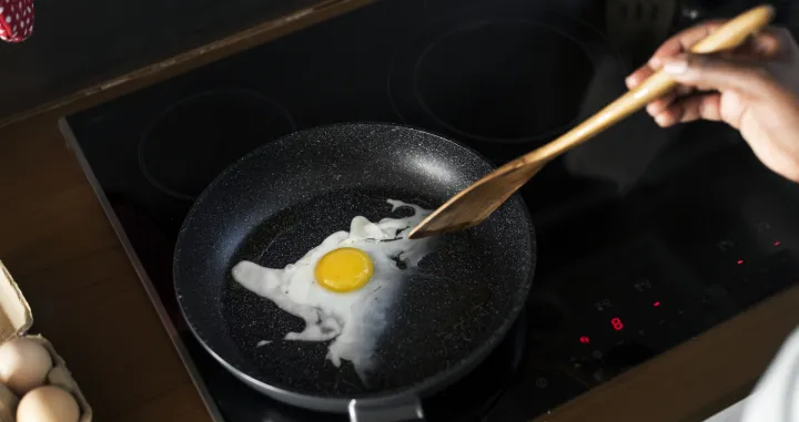 Nikad se više neće zalijepiti/Free Pik