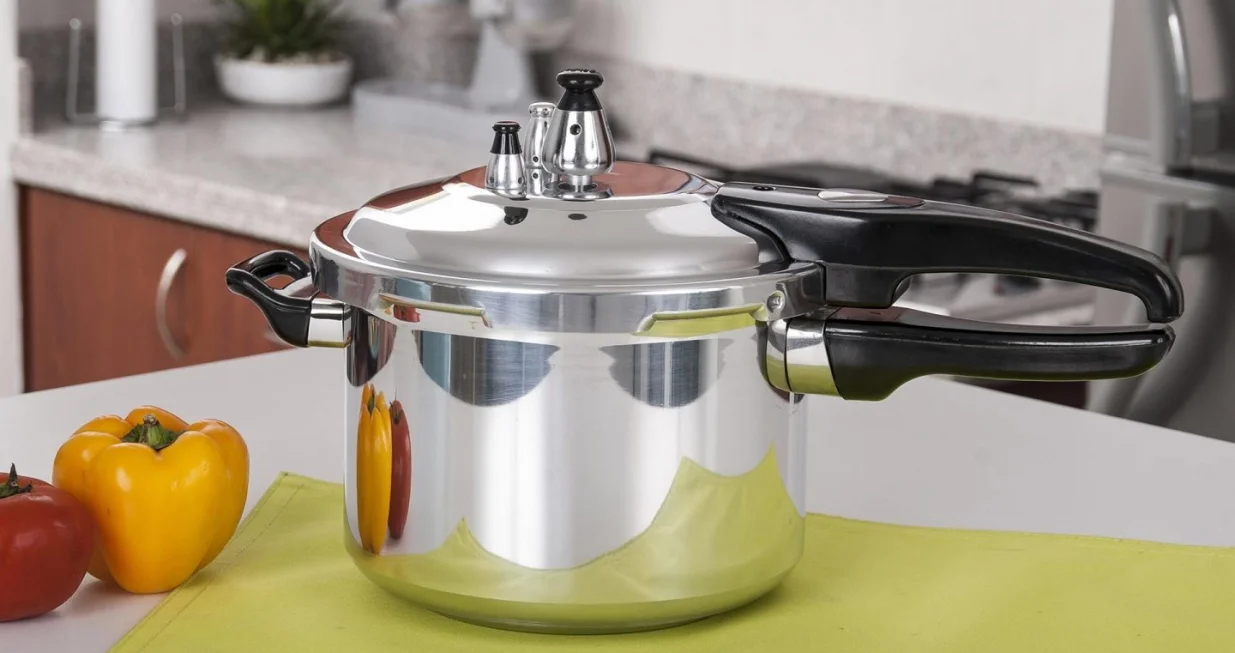 Ekspres lonac/Ilustracija/