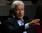 FILE PHOTO: Jamie Dimon, Chairman and Chief Executive officer (CEO) of JPMorgan Chase & Co. (JPM) speaks to the Economic Club of New York in Manhattan in New York City, U.S., April 23, 2024. REUTERS/Mike Segar/File Photo/Mike Segar