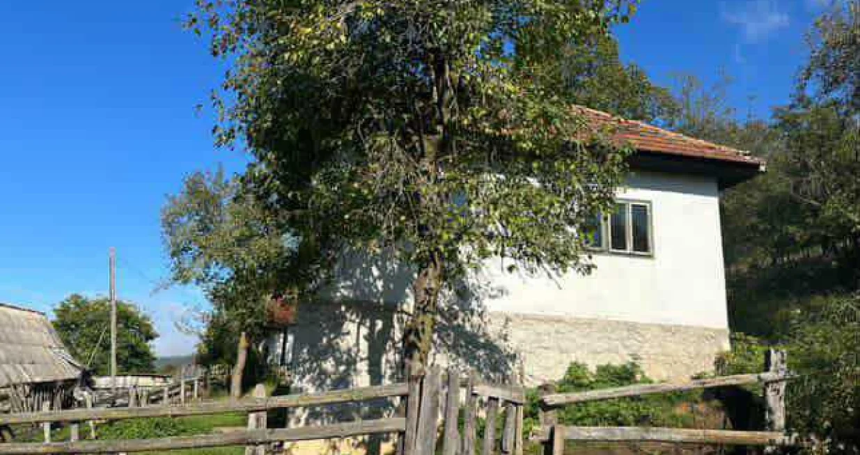 Rodna kuća Halida Bešlića, selo Vrapci, zaseok Knežina, Sokolac/Amir Papić