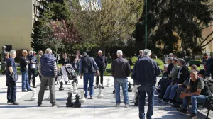 Šahisti na Trgu Oslobođenja - Alija Izetbegović/Damir Deljo