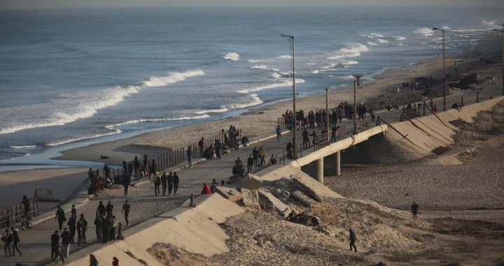 GAZA, PALESTINA – 10. OKTOBAR 2025.Palestinci se počeli vraćati svojim domovima nakon sporazuma o prekidu vatre u Pojasu Gaze. (Hassan Jedi - Anadolu Agency)/