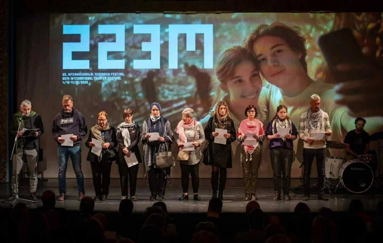 grupa građana, novinari, čitanje imena ubijene djeca gaze/-