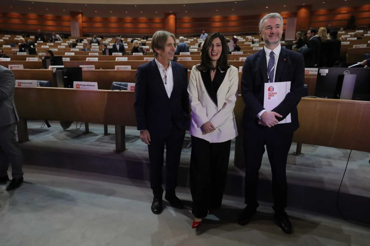 Kongres naše stranke/Senad Gubelić 