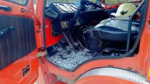 Razbijeno staklo na vozilu vatrogasca/Pvb Gračanica