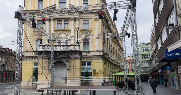 vječna vatra, pripreme za skup u čast Halidu Bešliću u sarajevu/Fena
