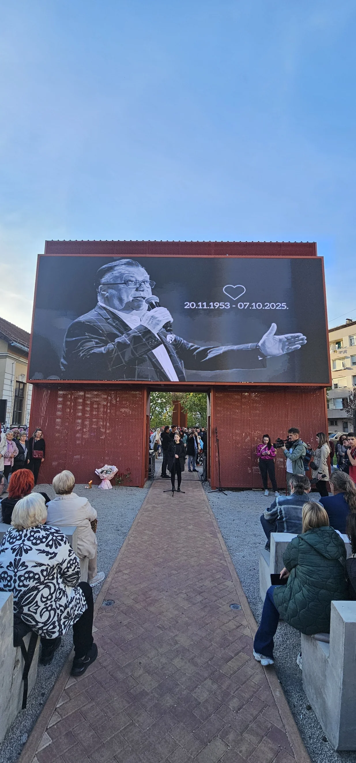 Banjalučani se skupili u čast Halida Bešlića/Goran Dakić