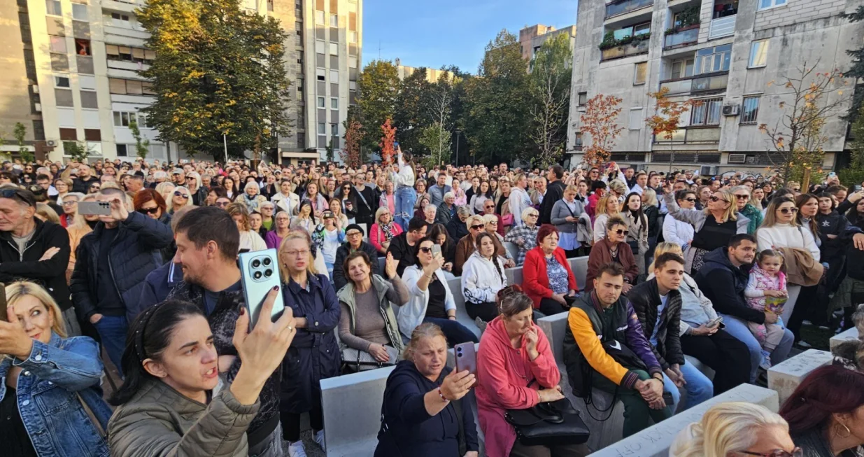 Banjalučani se opraštaju od Halida Bešlića/Goran Dakić
