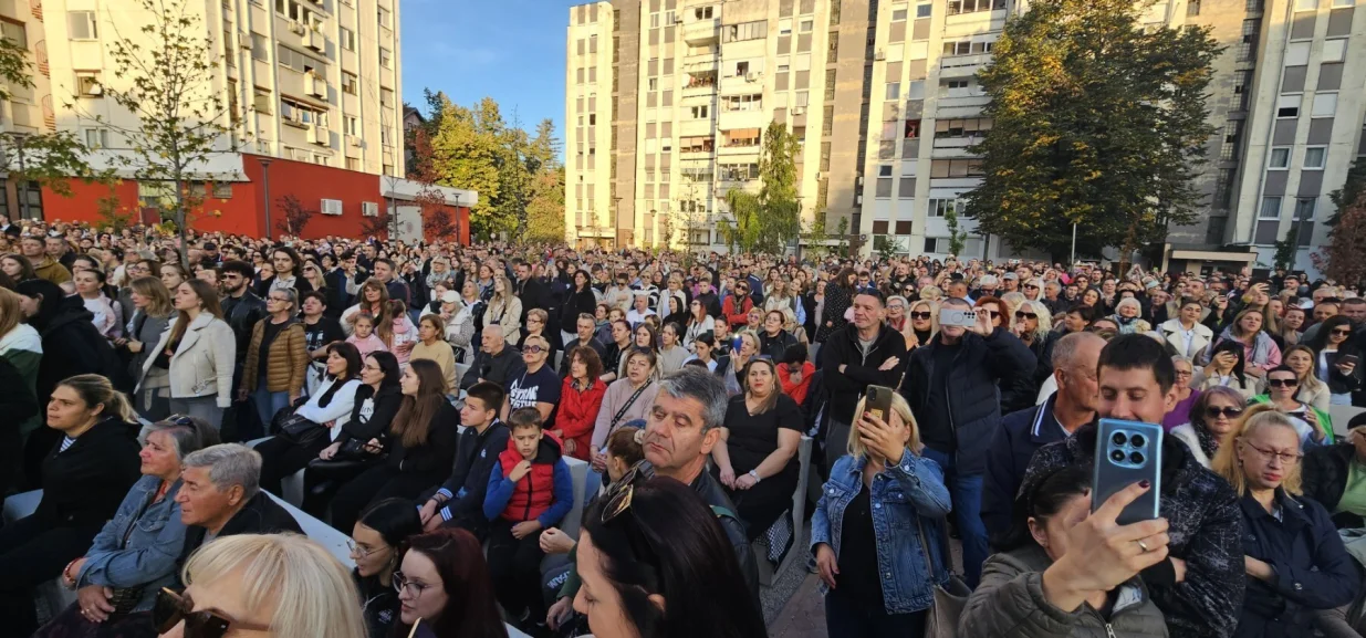 Banjalučani se opraštaju od Halida Bešlića/Goran Dakić