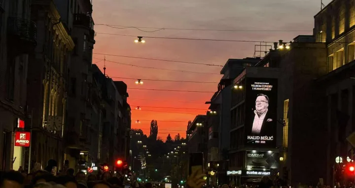 Nebo iznad Sarajeva.../Oslobođenje