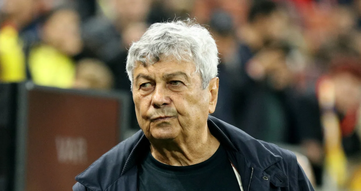 Soccer Football - FIFA World Cup - UEFA Qualifiers - Group H - Romania v Austria - Arena Nationala, Bucharest, Romania - October 12, 2025 Romania coach Mircea Lucescu before the match Inquam Photos via REUTERS/Bogdan Buda ROMANIA OUT. NO COMMERCIAL OR EDITORIAL SALES IN ROMANIA. THIS IMAGE HAS BEEN SUPPLIED BY A THIRD PARTY./Foto: Bogdan Buda