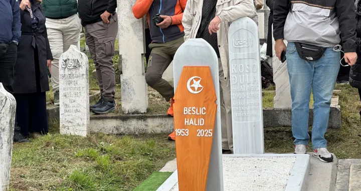 Halid Bešlić, mezar, bare/Amir Papić