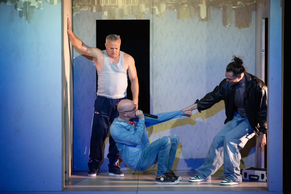 Ostvarenje u režiji Ivane Đilas/Nikola Blagojević/