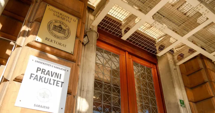 Zgrada Pravnog fakulteta i rektorata Univerziteta u Sarajevu/Damir Deljo