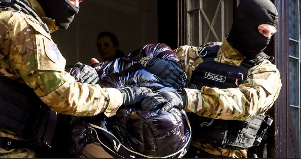 Haris Mujčinović/Sanja ДђukiД‡