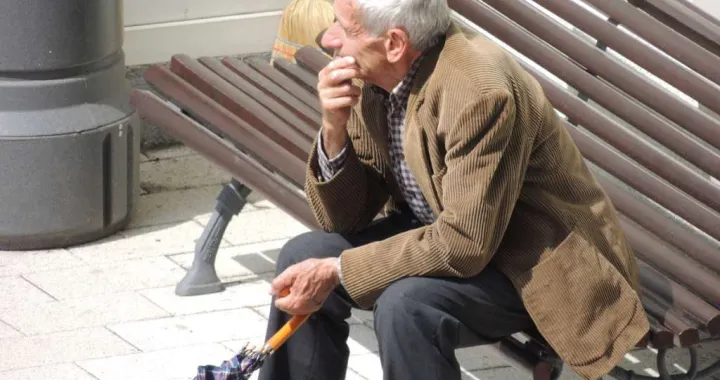 Penzioneri ilustracija/