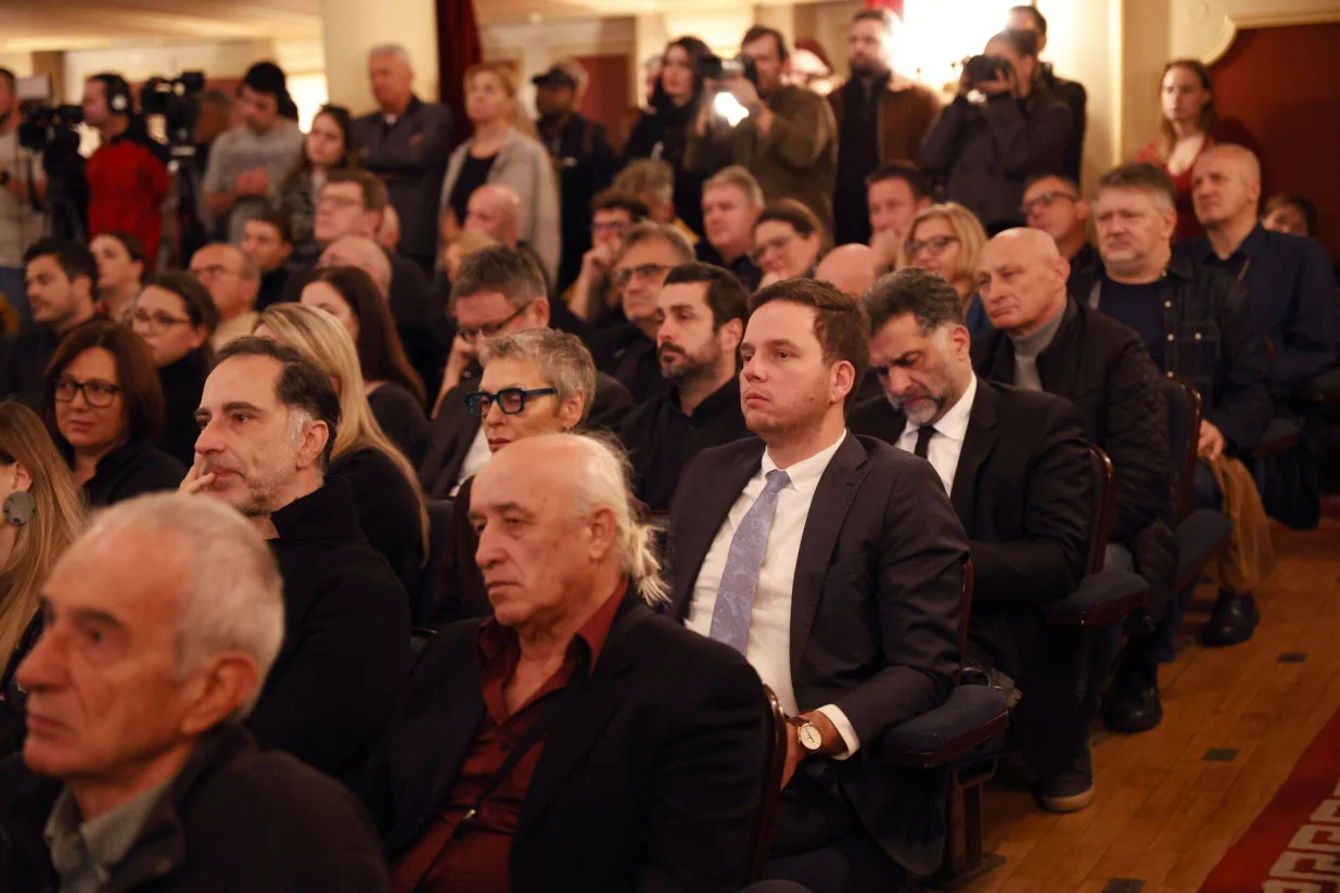 Komemoracija bh. filmskom producentu Damiru Ibrahimoviću u Narodnom pozorištu u Sarajevu. Foto FENA/Amer Kajmović/
