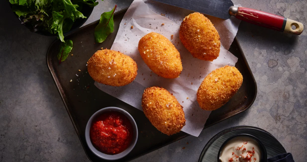 kroketi, pohovanje, hrana, prilog/