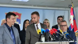 Branko Blanuša, Draško Stanivuković, Jovica Radulović, press konferencije, SDS, PDP, sastanak u Banjoj Luci, podrška za Blanušu/Bn
