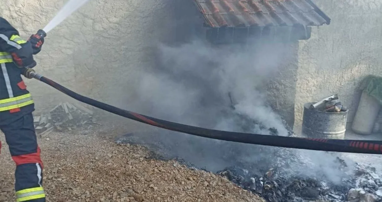 Intervenirali vatrogasci/VSB Banja Luka//