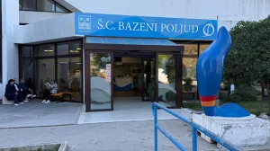 Incident na bazenima/Dalmatinski portal//