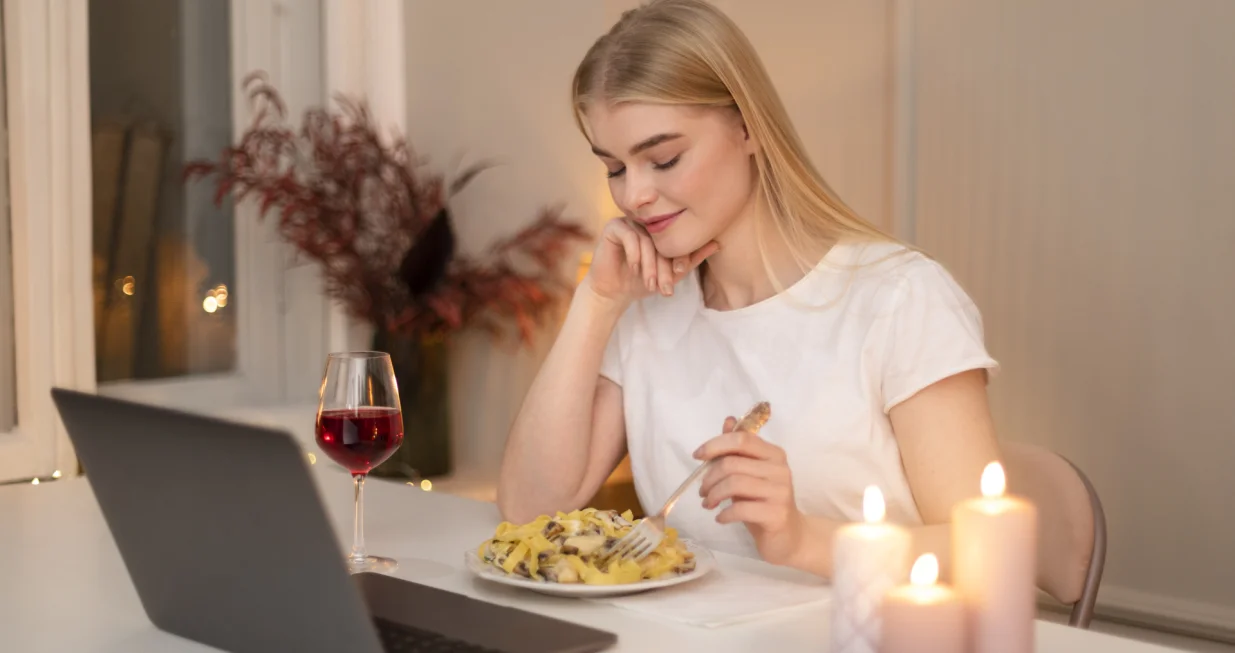 Pravo vrijeme za večeru postoji/Free Pik