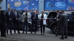 draško satnivuković, dolazak na sastanak, kolona vozila/Screenshot/Screenshot