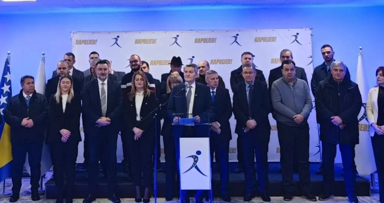 Iz pokreta traže i diplomatsku akciju bh. institucija/Naprijed!BiH/