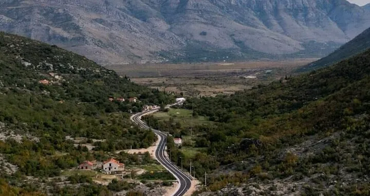 Ravno svečano je otvorena nova cesta/Facebook