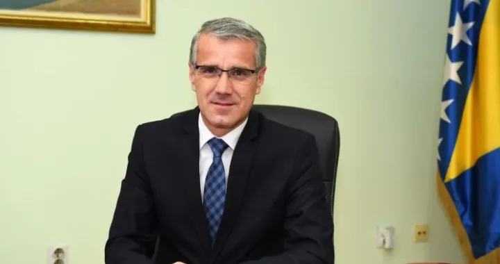 Duratović: Nisam prisustvovao raspravi o izvječtaju komisije o Srebrenici/SDPBiH/