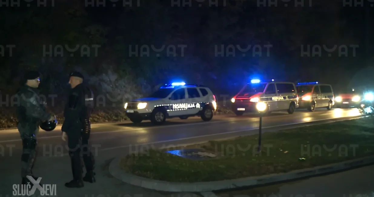 Sprovođenje navijača Sarajeva kroz Tuzlu/Foto: 