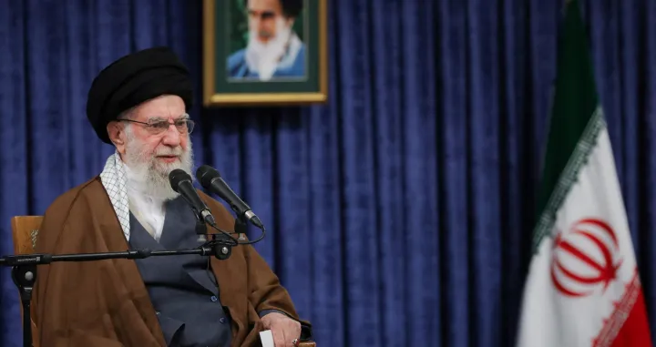 Iran's Supreme Leader Ayatollah Ali Khamenei speaks during a meeting in Tehran, Iran, October 20, 2025. Office of the Iranian Supreme Leader/WANA (West Asia News Agency)/Handout via REUTERS ATTENTION EDITORS - THIS PICTURE WAS PROVIDED BY A THIRD PARTY./Office Of The Iranian Supreme Le