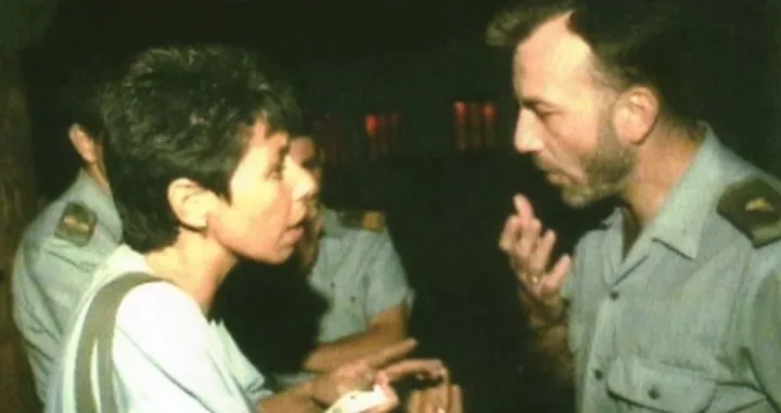 Sally Becker, britanska humanitarka, "Mostarski anđeo" tokom boravka u BiH/