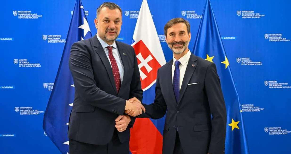 Ministar vanjskih poslova Bosne i Hercegovine Elmedin Konaković boravio je u službenoj posjeti Slovačkoj Republici od 20. do 21. oktobra na poziv Ministarstva vanjskih i evropskih poslova Slovačke Republike./