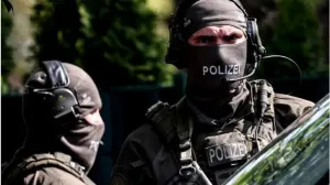 njemačka policija n/Sanja ДђukiД‡