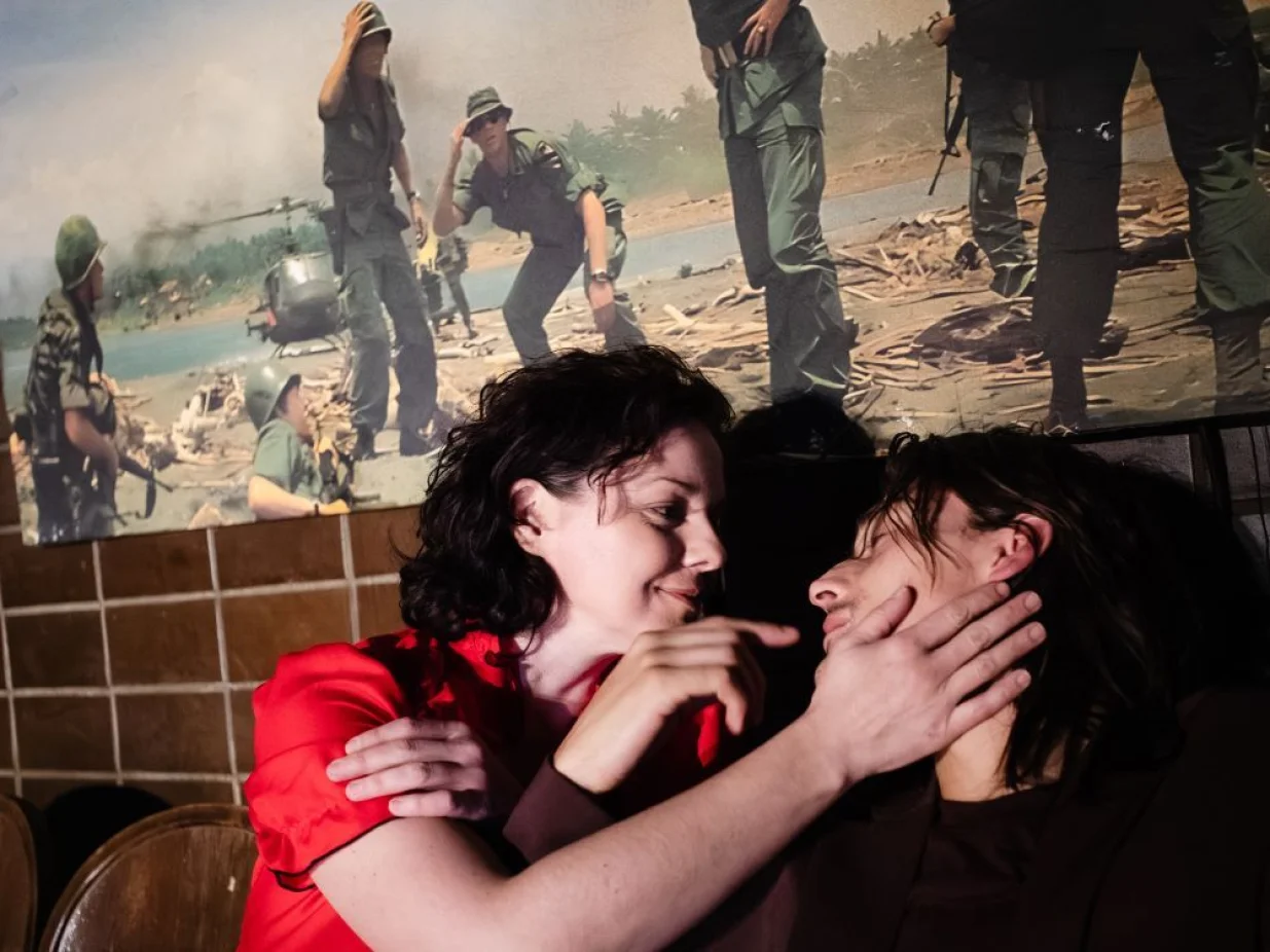 "Max, Mischa & ofenziva Tet" Johana Harstada po dramatizaciji Vida Hribara i u režiji Ivice Buljana/