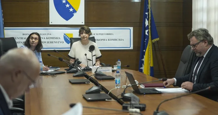 Centralna izborna komisija BiH, CIK BiH, sjednica, oduzimanje mandata Miloradu Dodiku/Anadolija