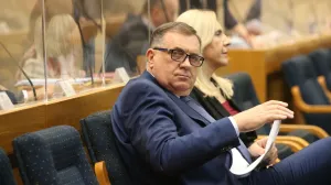 Milorad Dodik i Željka Cvijanović reagovali su na sankcije tokom sjednice NSRS-a/
