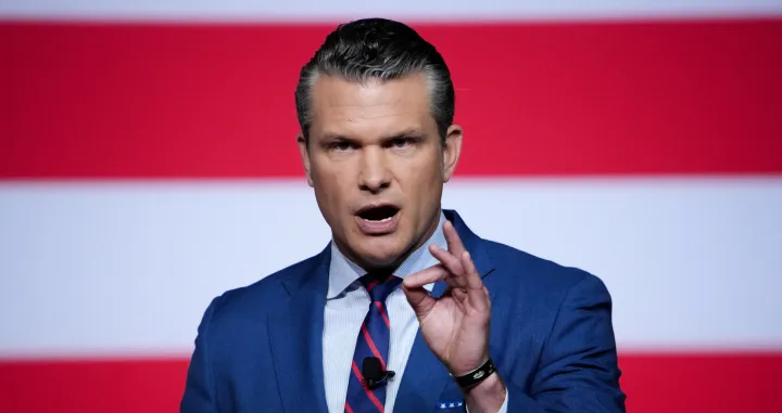 FILE PHOTO: U.S. Secretary of Defense Pete Hegseth speaks to senior military leaders at Marine Corps Base Quantico, in Quantico, Virginia, U.S., September 30, 2025. In an unprecedented gathering, almost 800 generals, admirals and their senior enlisted leaders have been ordered into one location from around the world on short notice.  Andrew Harnik/Pool via REUTERS/File Photo/Andrew Harnik